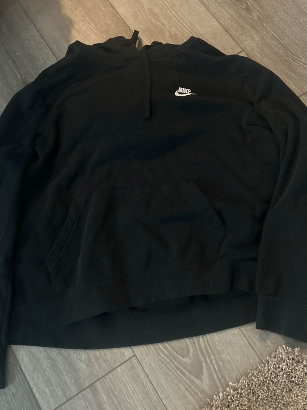 Nike Black Crewneck Sweatshirt with Small Logo
